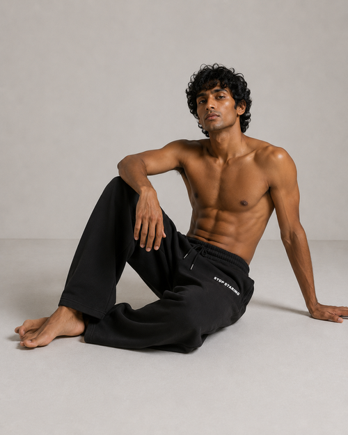 BLACK SWEATPANTS