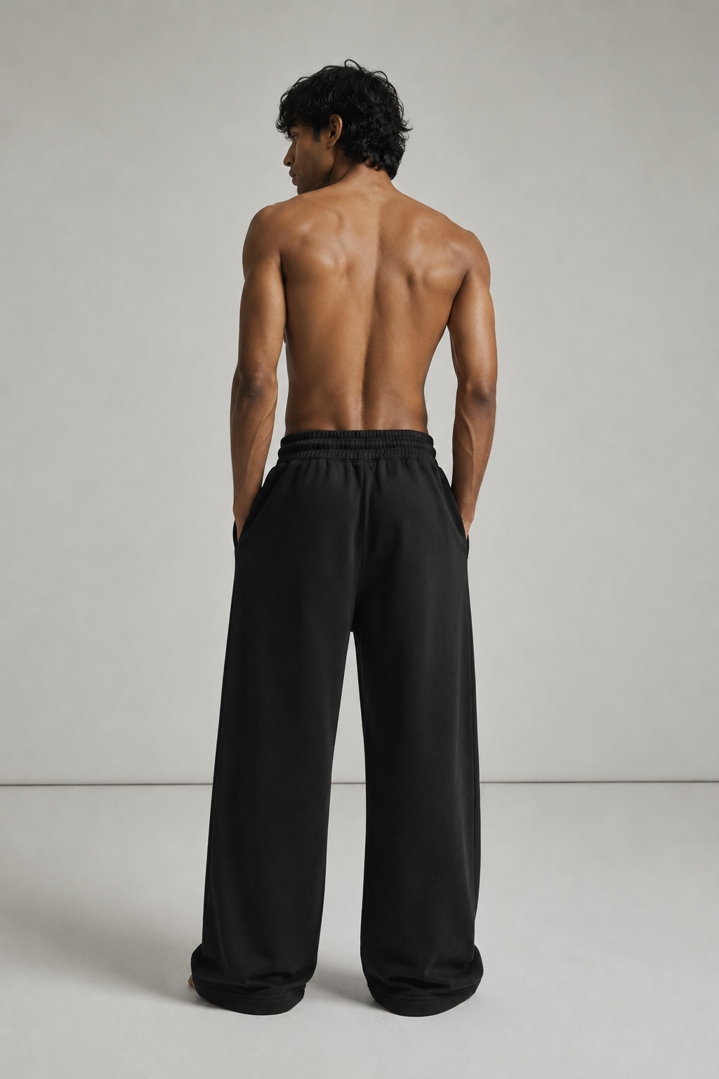 DARK GREY SWEATPANTS